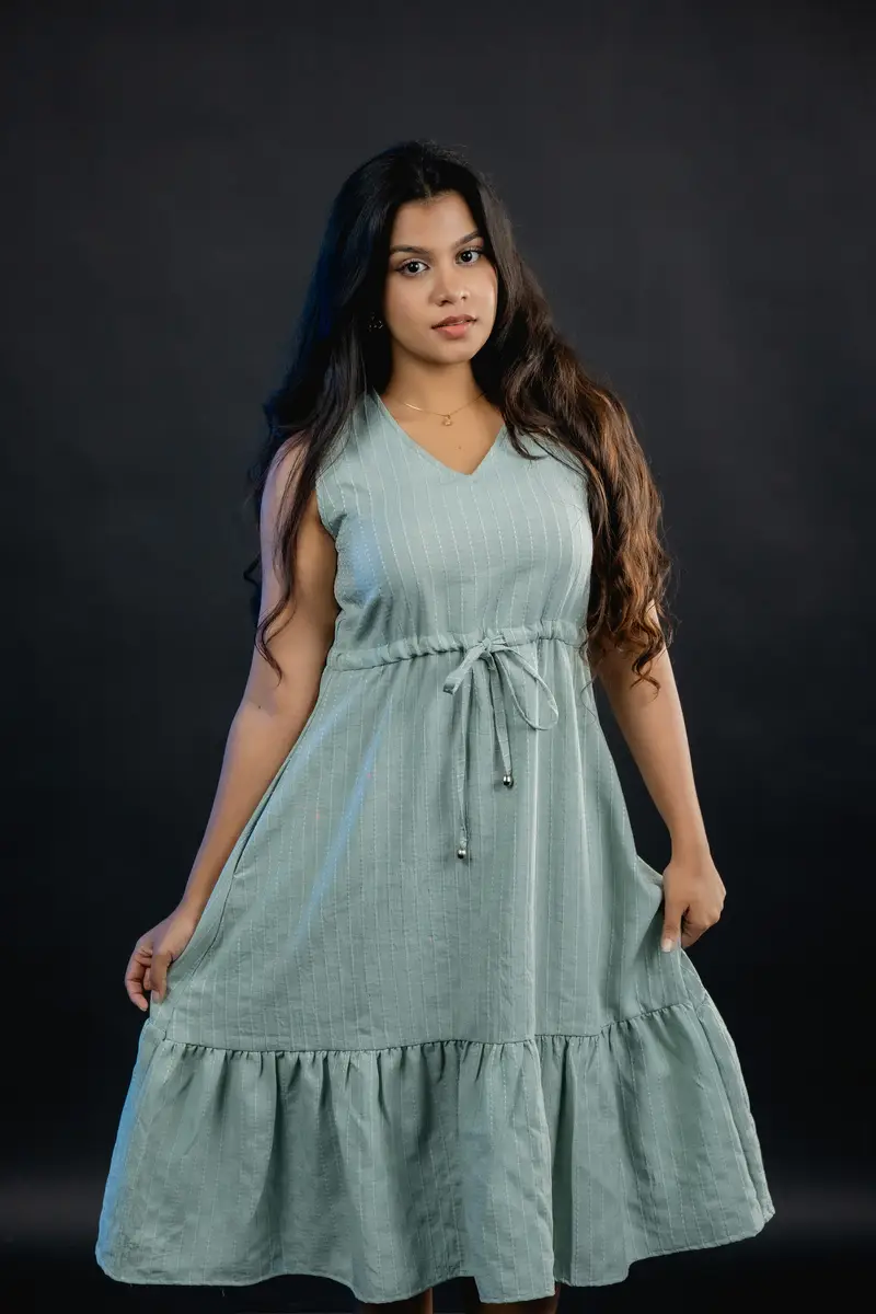 Sage Gathered Midi Dress alternate 2